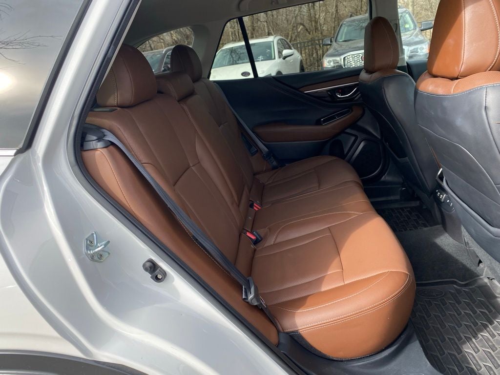 2022 Subaru Outback Touring XT