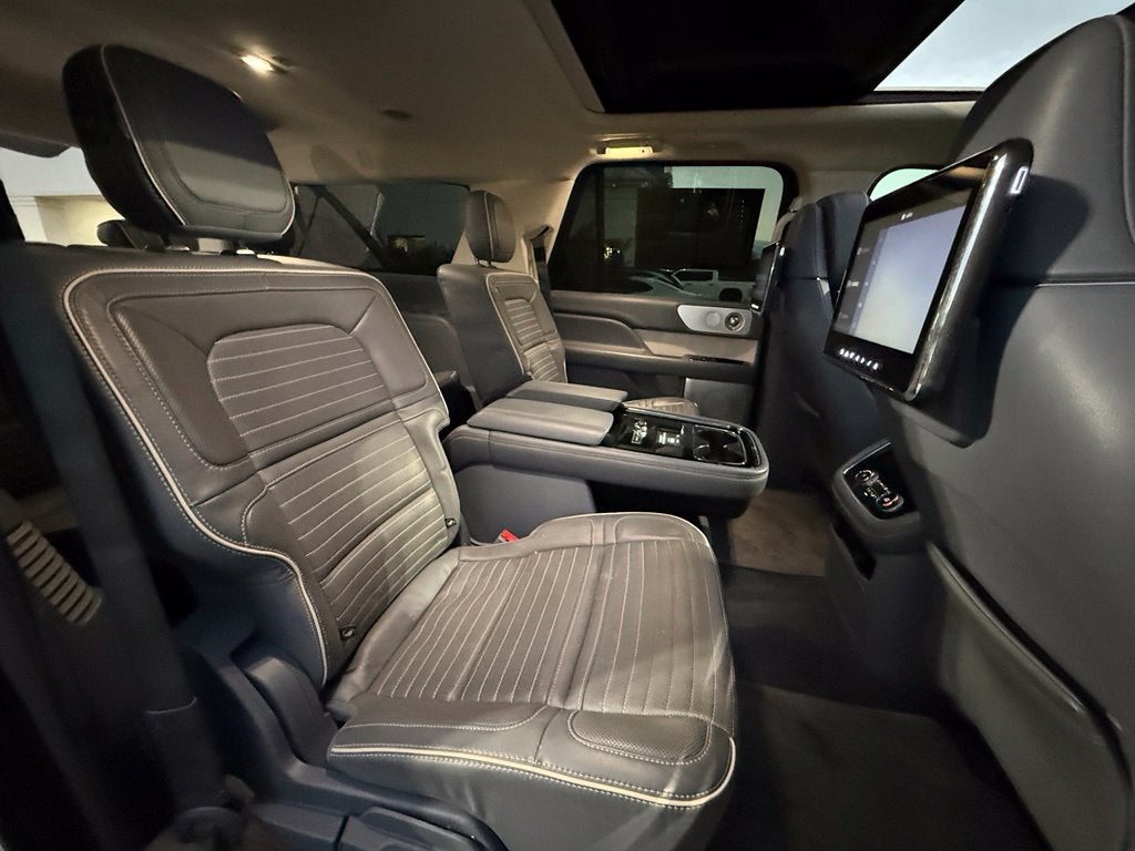 2019 Lincoln Navigator L Black Label - $103,555 MSRP / 4WD / PANORAMIC SUNROOF