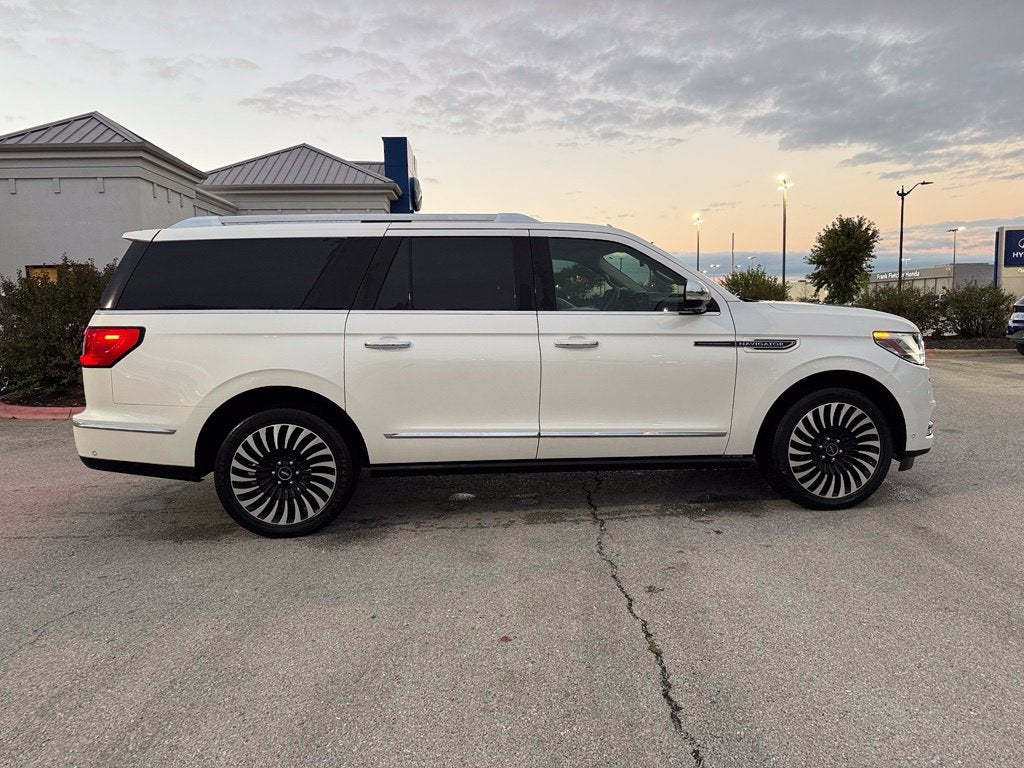 2019 Lincoln Navigator L Black Label - $103,555 MSRP / 4WD / PANORAMIC SUNROOF