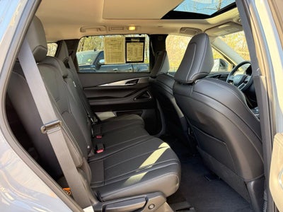 2026 INFINITI QX60 LUXE