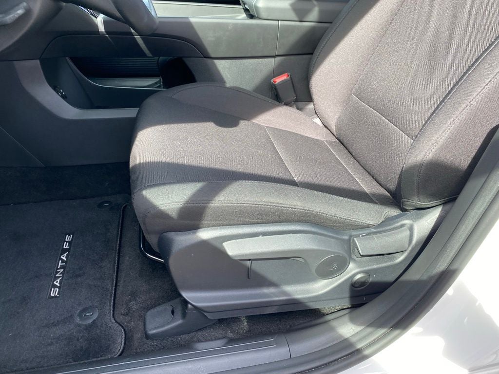 2025 Hyundai Santa Fe SE