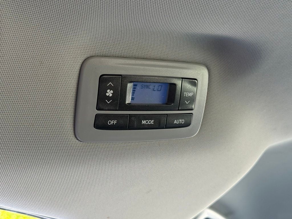 2018 Toyota Sienna LE 8 Passenger