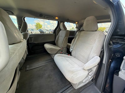 2018 Toyota Sienna LE 8 Passenger