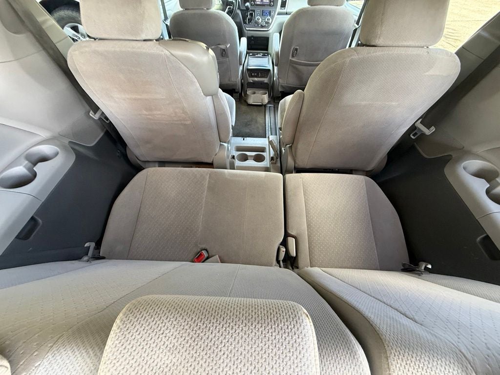 2018 Toyota Sienna LE 8 Passenger