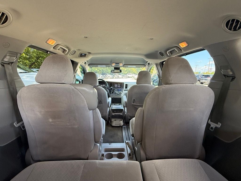 2018 Toyota Sienna LE 8 Passenger