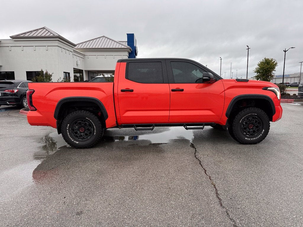 2023 Toyota Tundra Hybrid TRD Pro - 4WD / PANORAMIC SUNROOF / CLEAN CARFAX