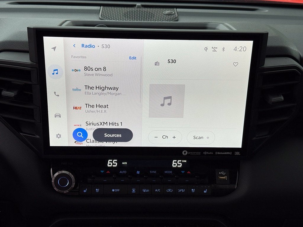2023 Toyota Tundra Hybrid TRD Pro - 4WD / PANORAMIC SUNROOF / CLEAN CARFAX