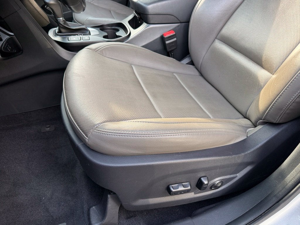 2017 Hyundai Santa Fe Sport 2.0T Ultimate - PANORAMIC SUNROOF