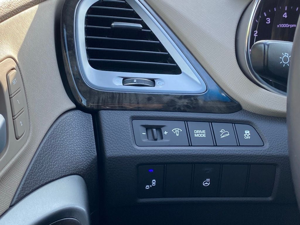 2017 Hyundai Santa Fe Sport 2.0T Ultimate