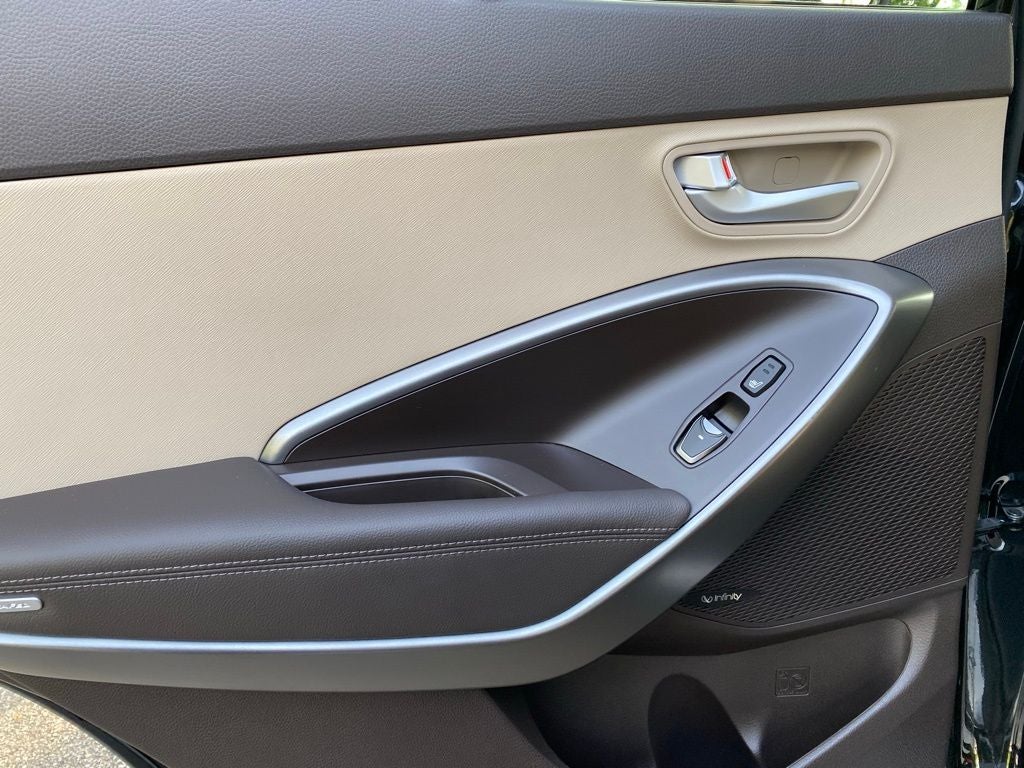 2017 Hyundai Santa Fe Sport 2.0T Ultimate