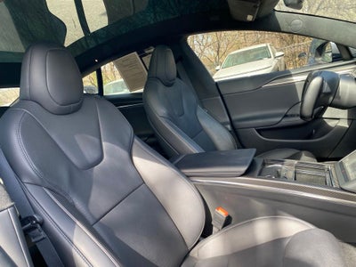 2022 Tesla Model S Plaid