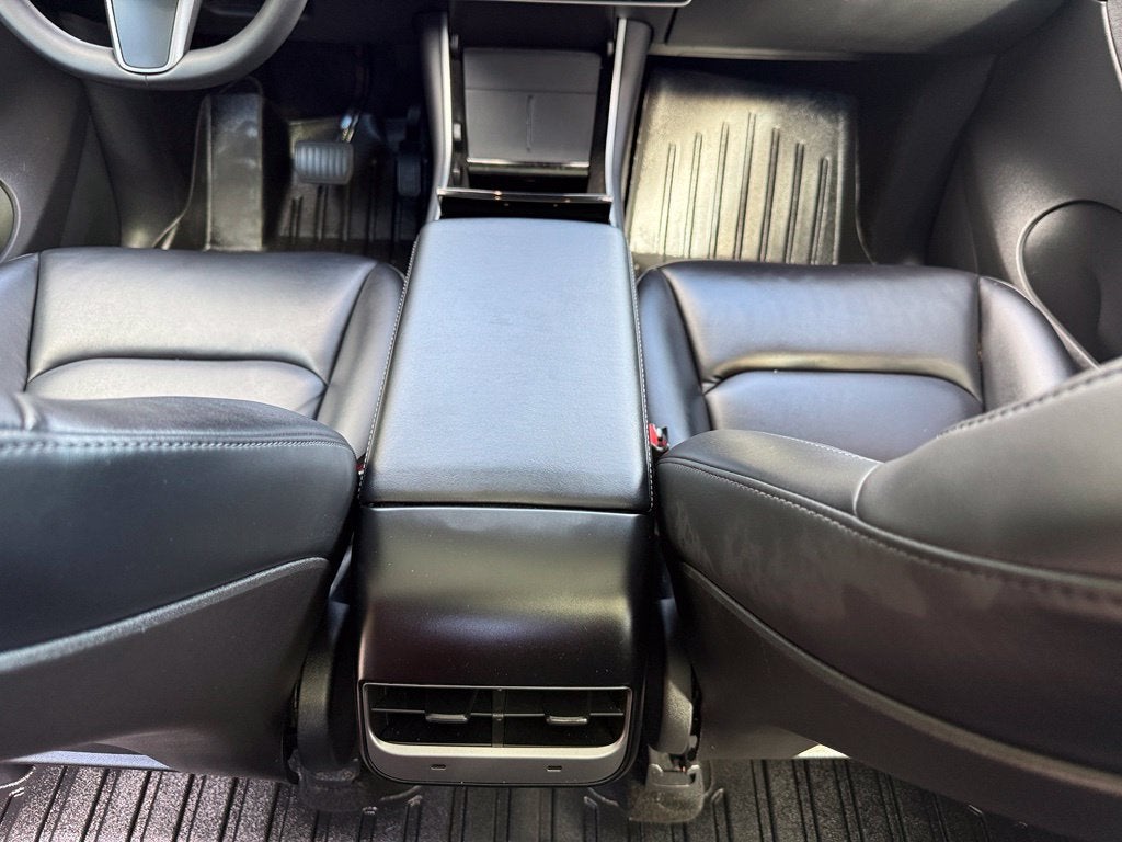 2020 Tesla Model Y Long Range - AWD / CLEAN CARFAX / ONE OWNER