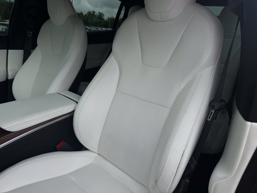 2022 Tesla Model X Base