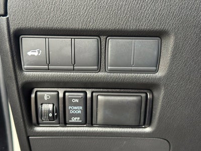 2018 Nissan Armada SV - 4WD / LEATHER INTERIOR