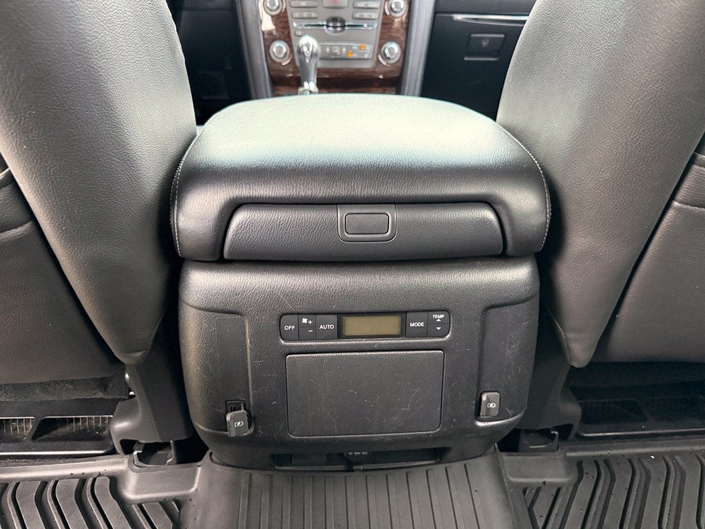 2018 Nissan Armada SV - 4WD / LEATHER INTERIOR
