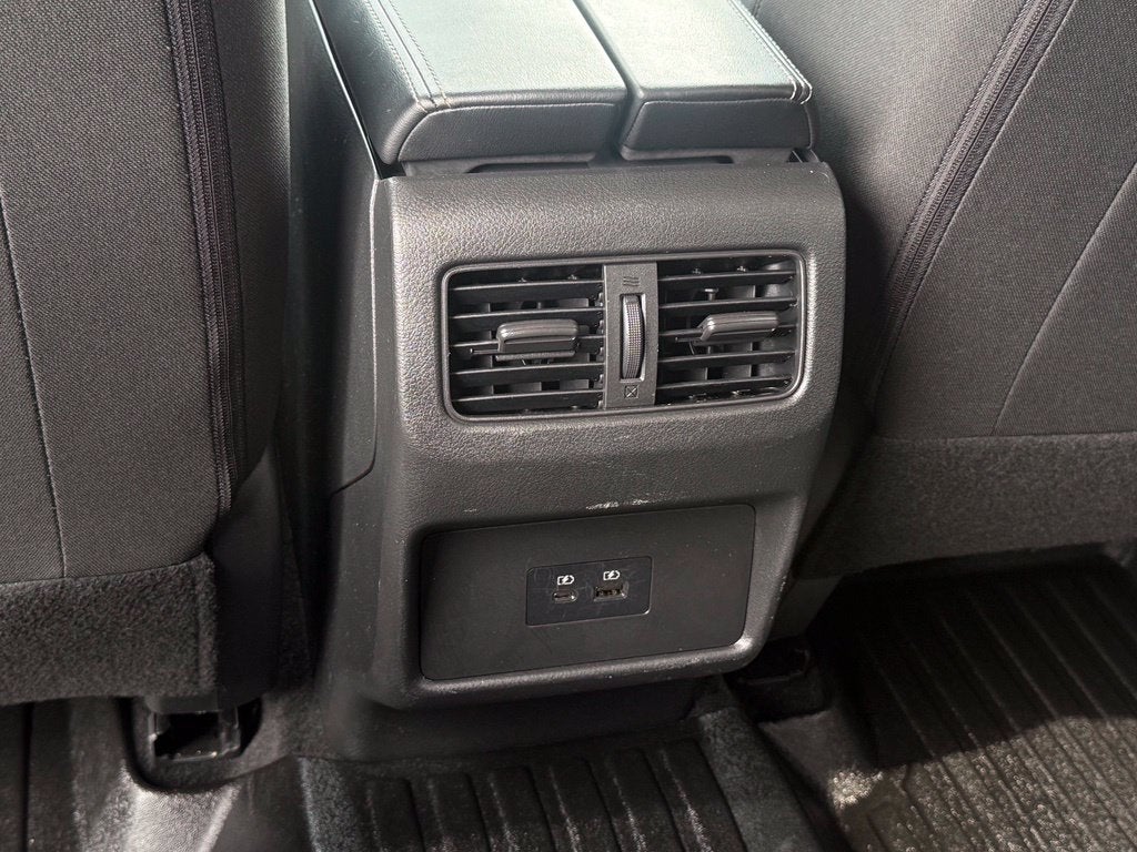 2023 Nissan Rogue SV - AWD / CLEAN CARFAX
