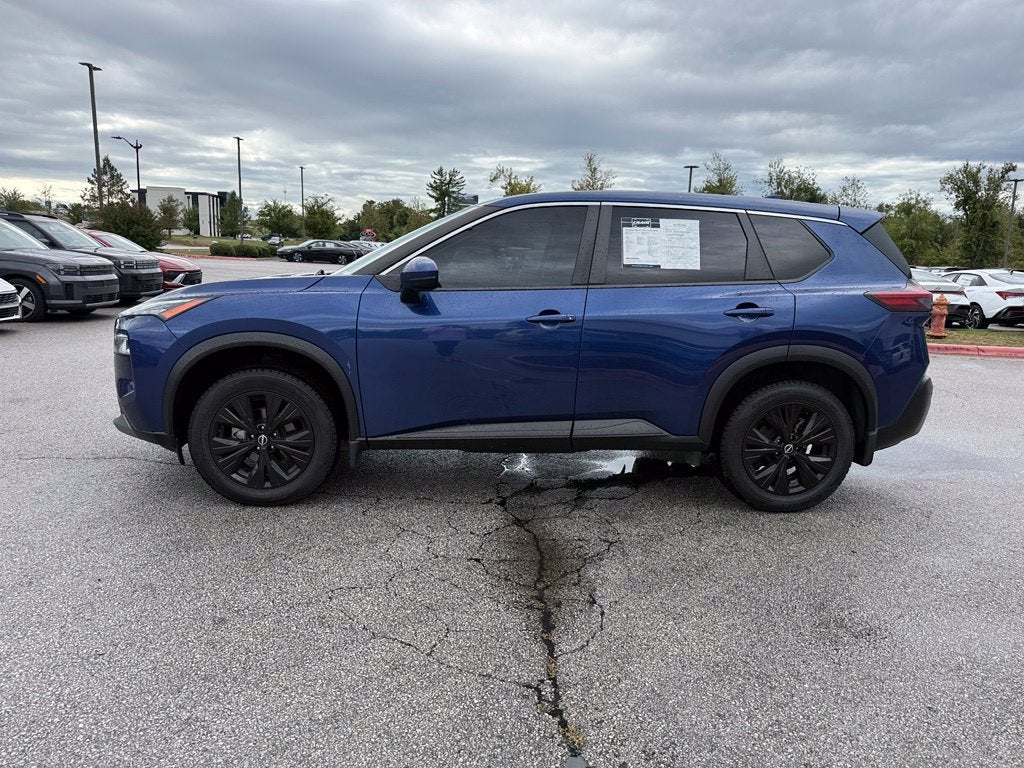 2023 Nissan Rogue SV - AWD / CLEAN CARFAX
