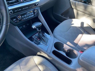 2022 Kia Niro LXS NICE CAR