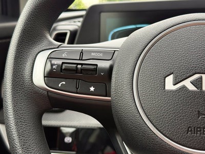 2025 Kia Sportage LX - CLEAN CARFAX / ONE OWNER