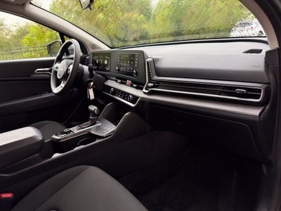 2025 Kia Sportage LX - CLEAN CARFAX / ONE OWNER