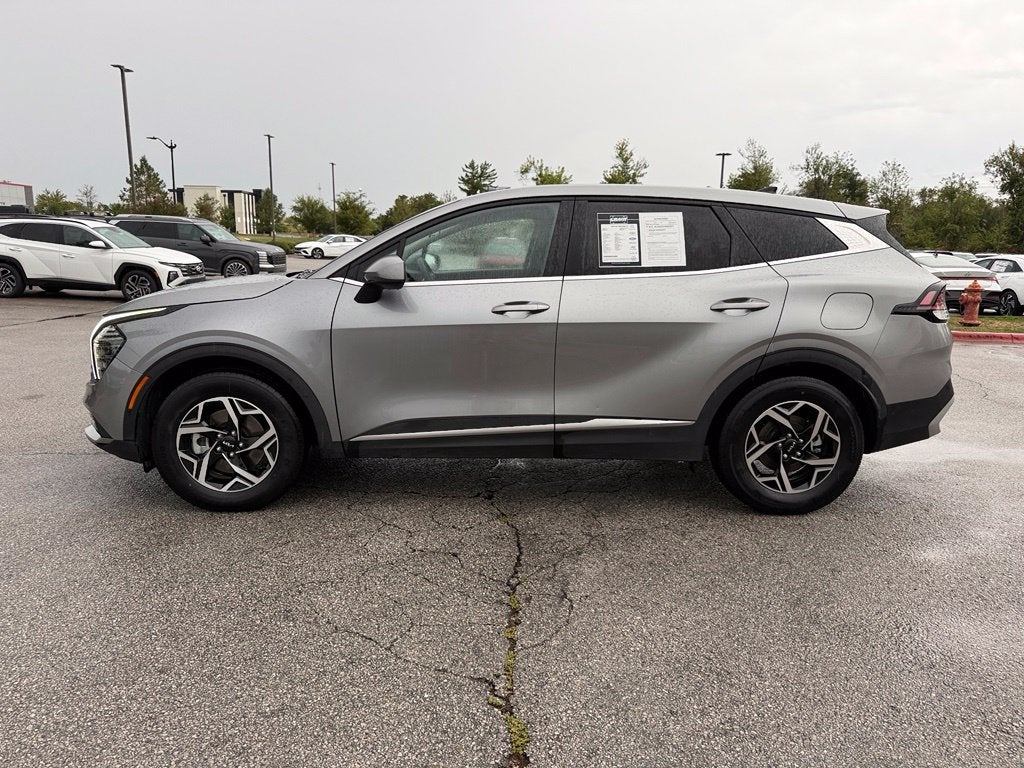 2025 Kia Sportage LX - CLEAN CARFAX / ONE OWNER