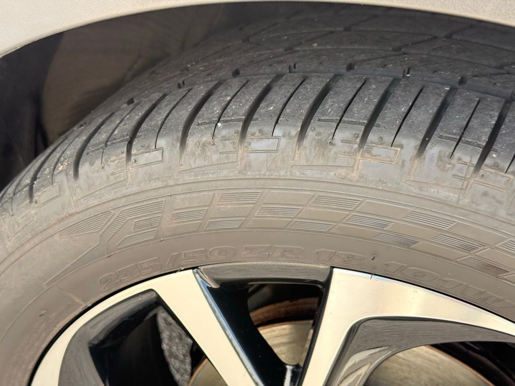 2021 Toyota C-HR XLE POWER LIFTGATE