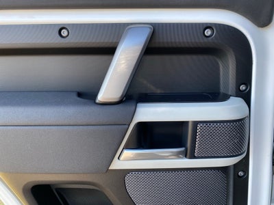 2023 Land Rover Defender 110 X-Dynamic SE