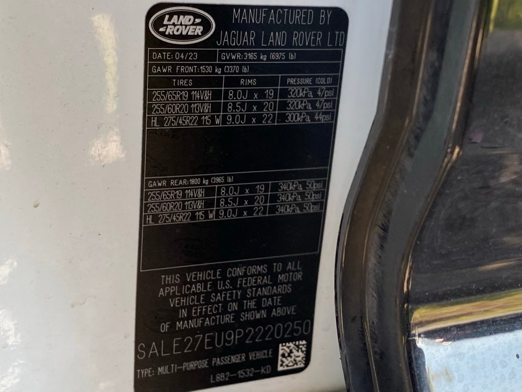 2023 Land Rover Defender 110 X-Dynamic SE