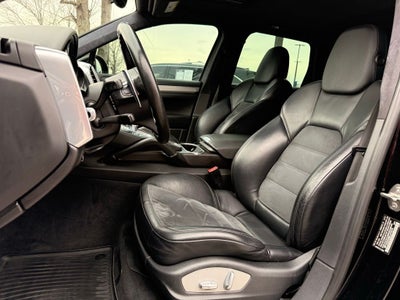 2014 Porsche Cayenne GTS CLEAN CAR FAX