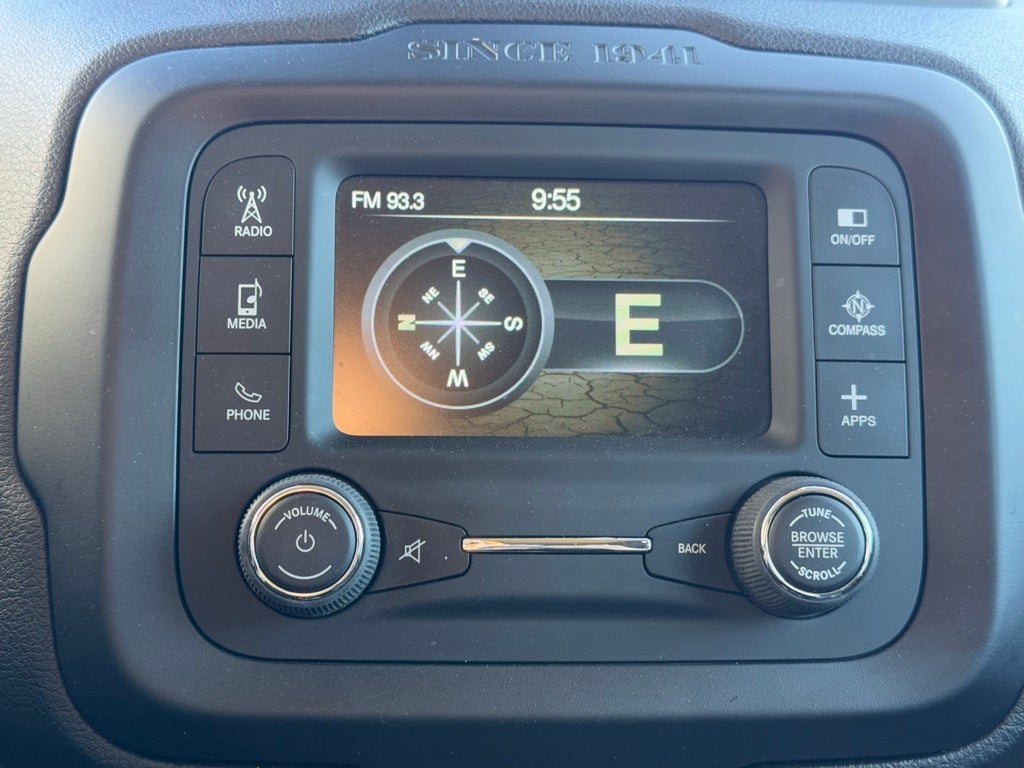 2017 Jeep Renegade Latitude SUPER CLEAN