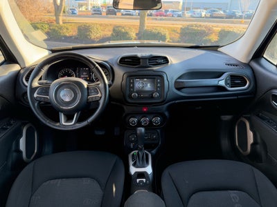 2017 Jeep Renegade Latitude SUPER CLEAN