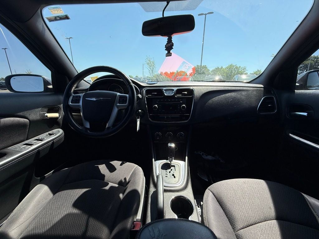 2013 Chrysler 200 Touring