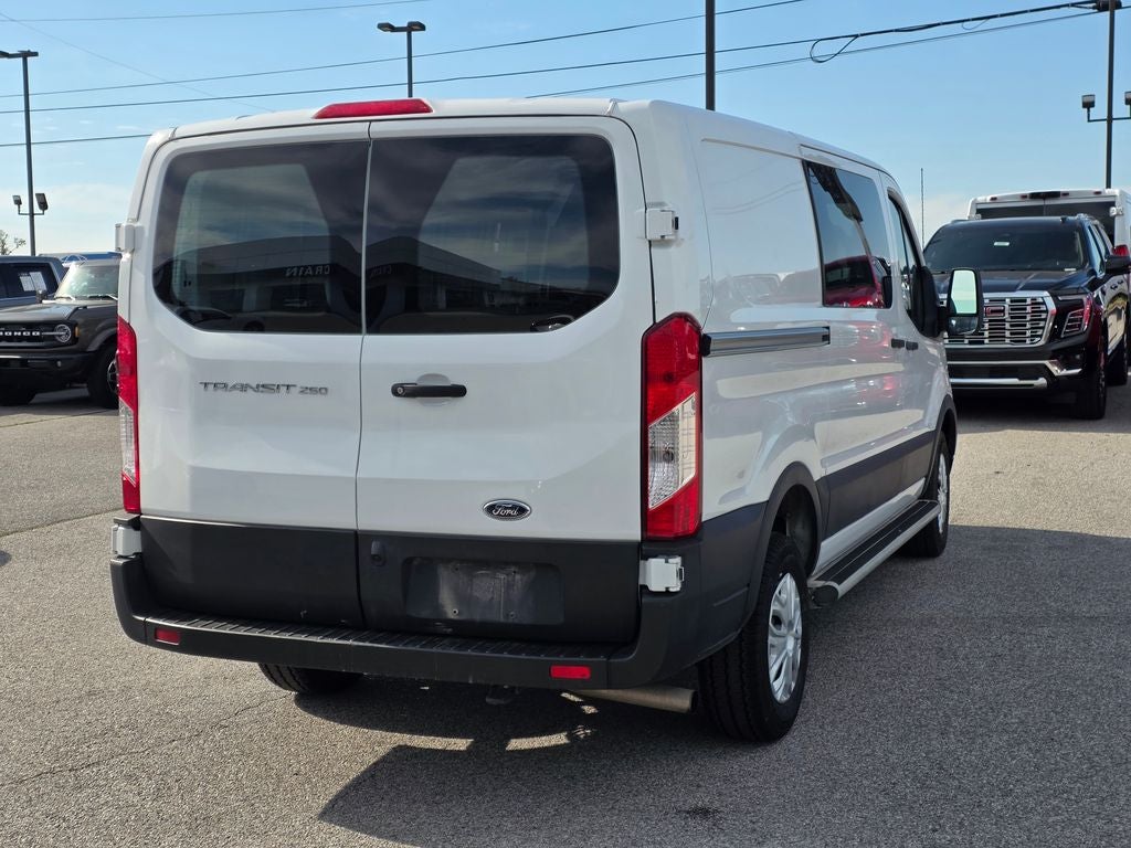 2025 Ford Transit-250 Base