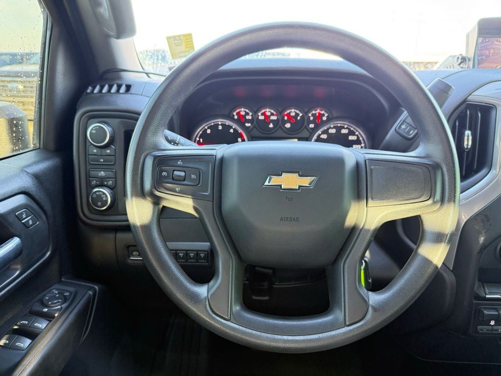 2022 Chevrolet Silverado 3500HD Work Truck flat bed