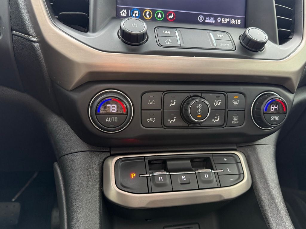 2020 GMC Acadia Denali