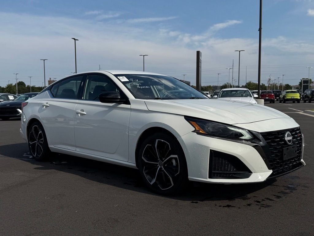 2025 Nissan Altima 2.5 SR