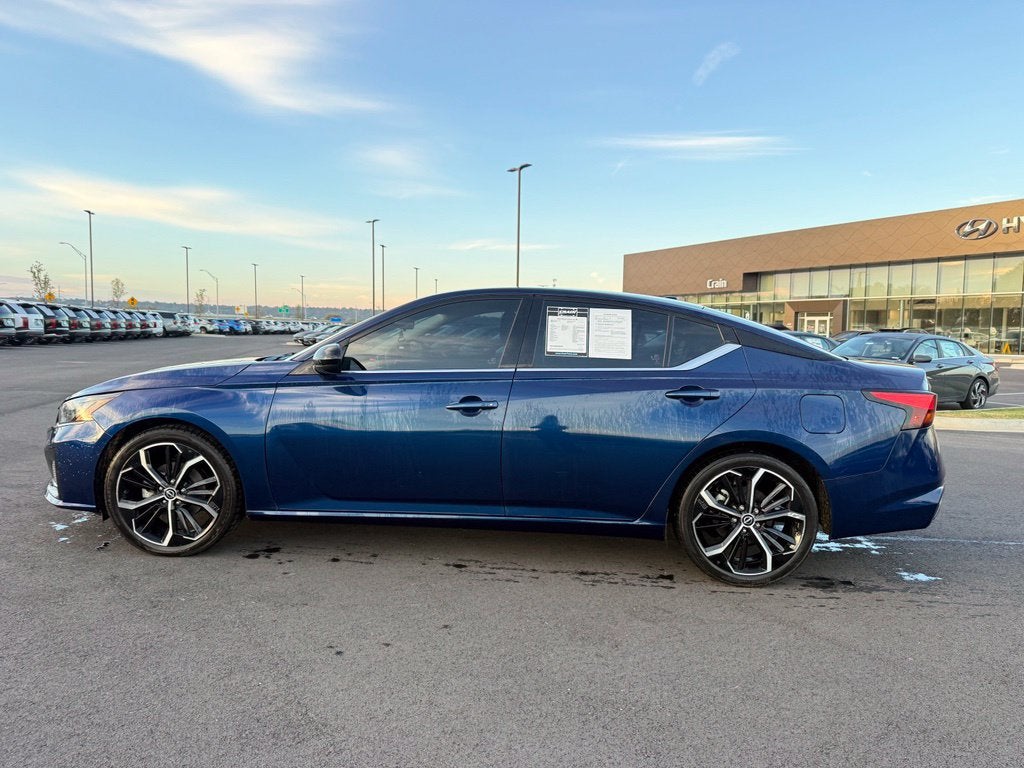2023 Nissan Altima 2.5 SR