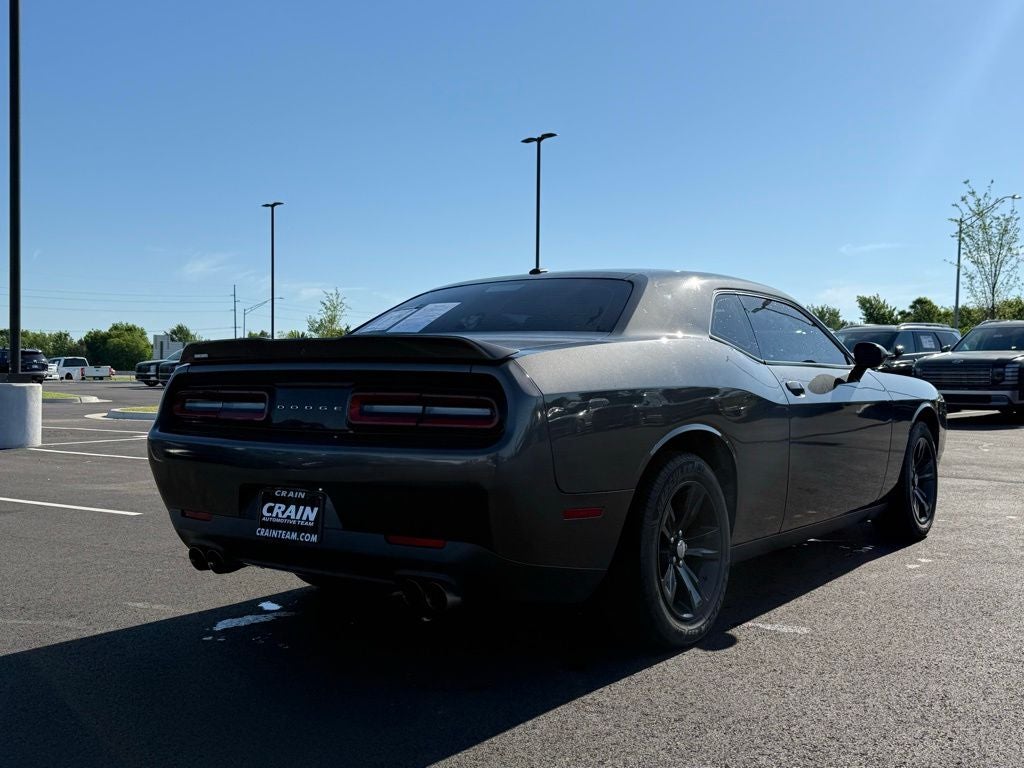 2021 Dodge Challenger SXT