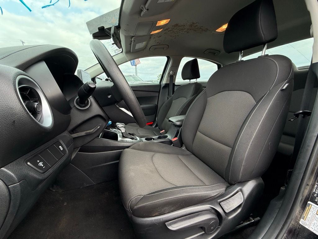 2024 Kia Forte LX