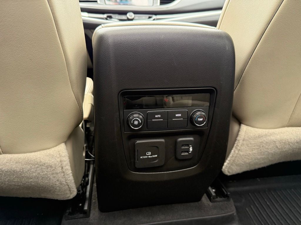 2019 Buick Enclave Essence