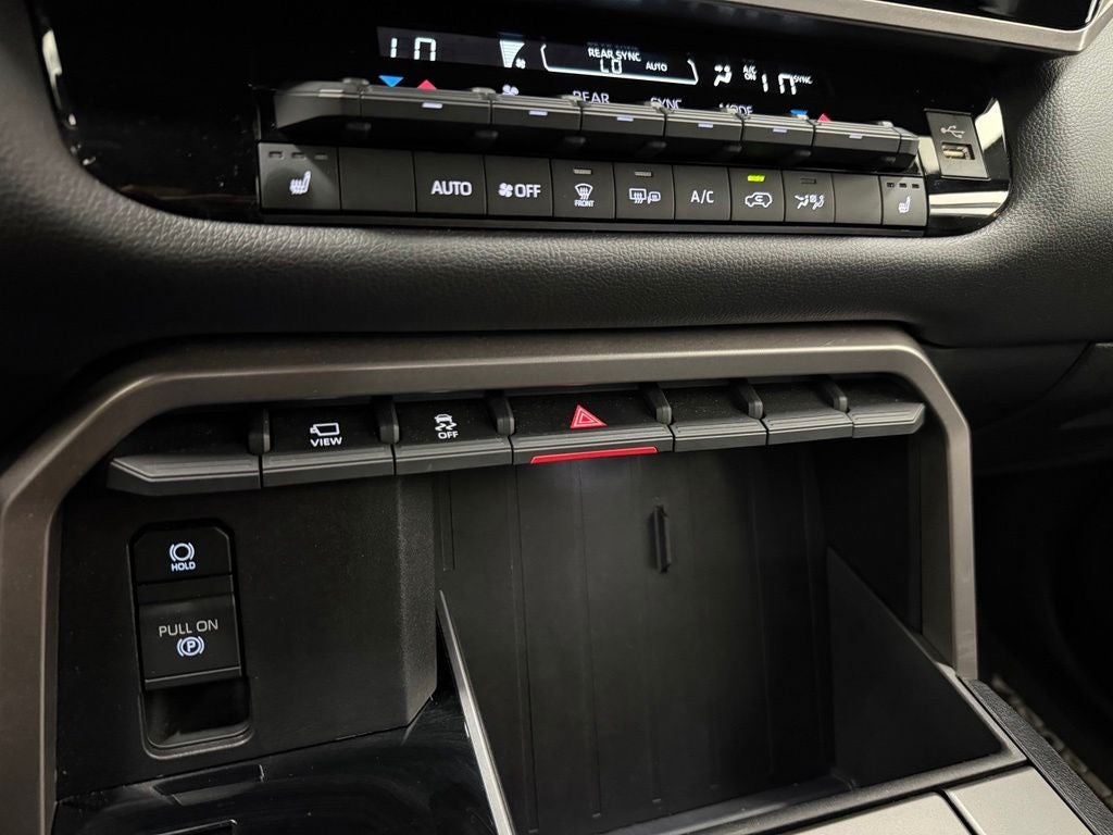 2025 Toyota Sequoia SR5
