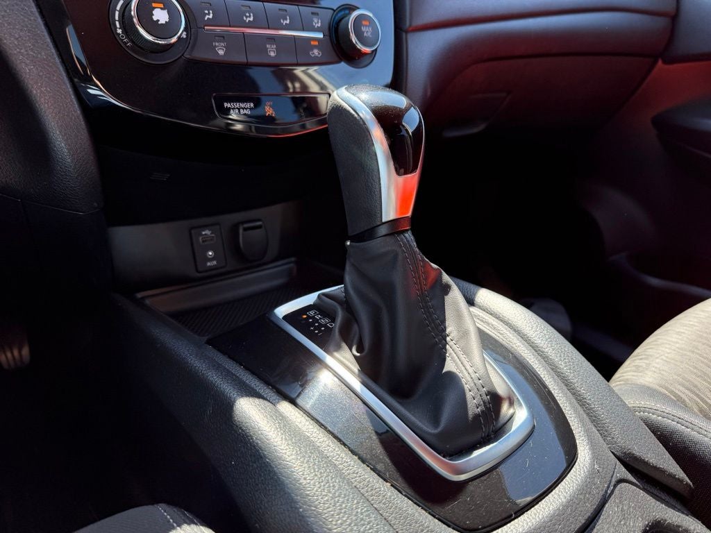 2017 Nissan Rogue S