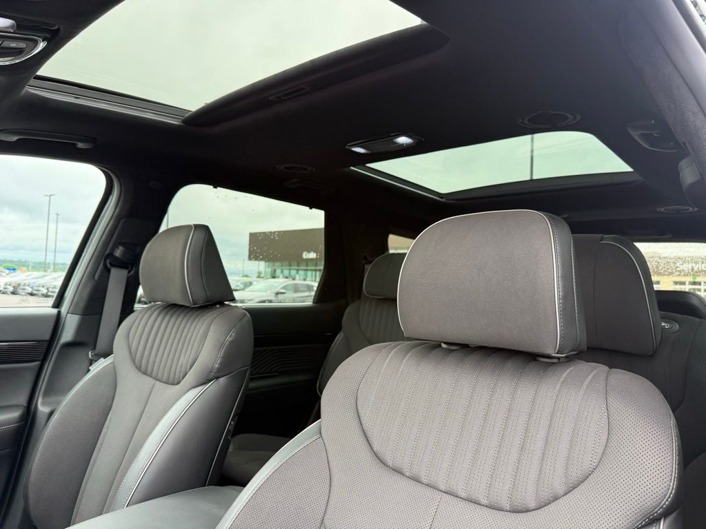 2024 Hyundai Palisade Calligraphy Night Edition CPO eligible