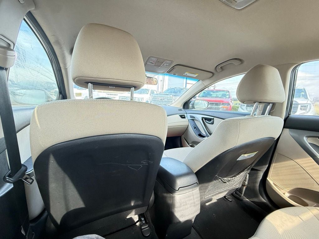 2014 Hyundai Elantra SE