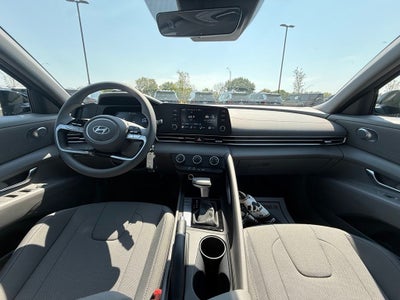 2024 Hyundai Elantra SE CPO Eligible