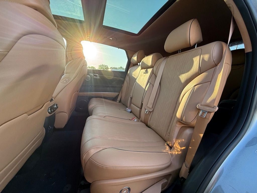 2024 Genesis GV80 Base