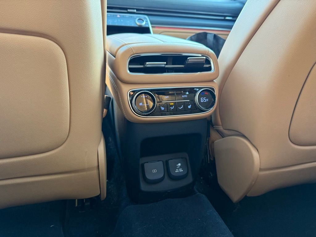 2024 Genesis GV80 Base