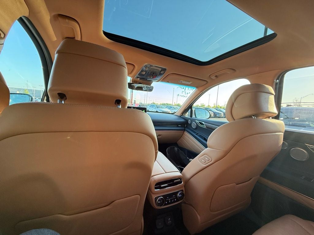 2024 Genesis GV80 Base