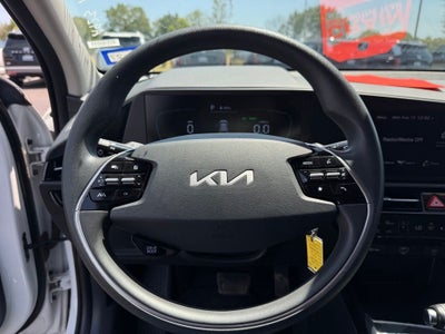 2025 Kia Niro LX