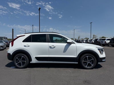 2025 Kia Niro LX